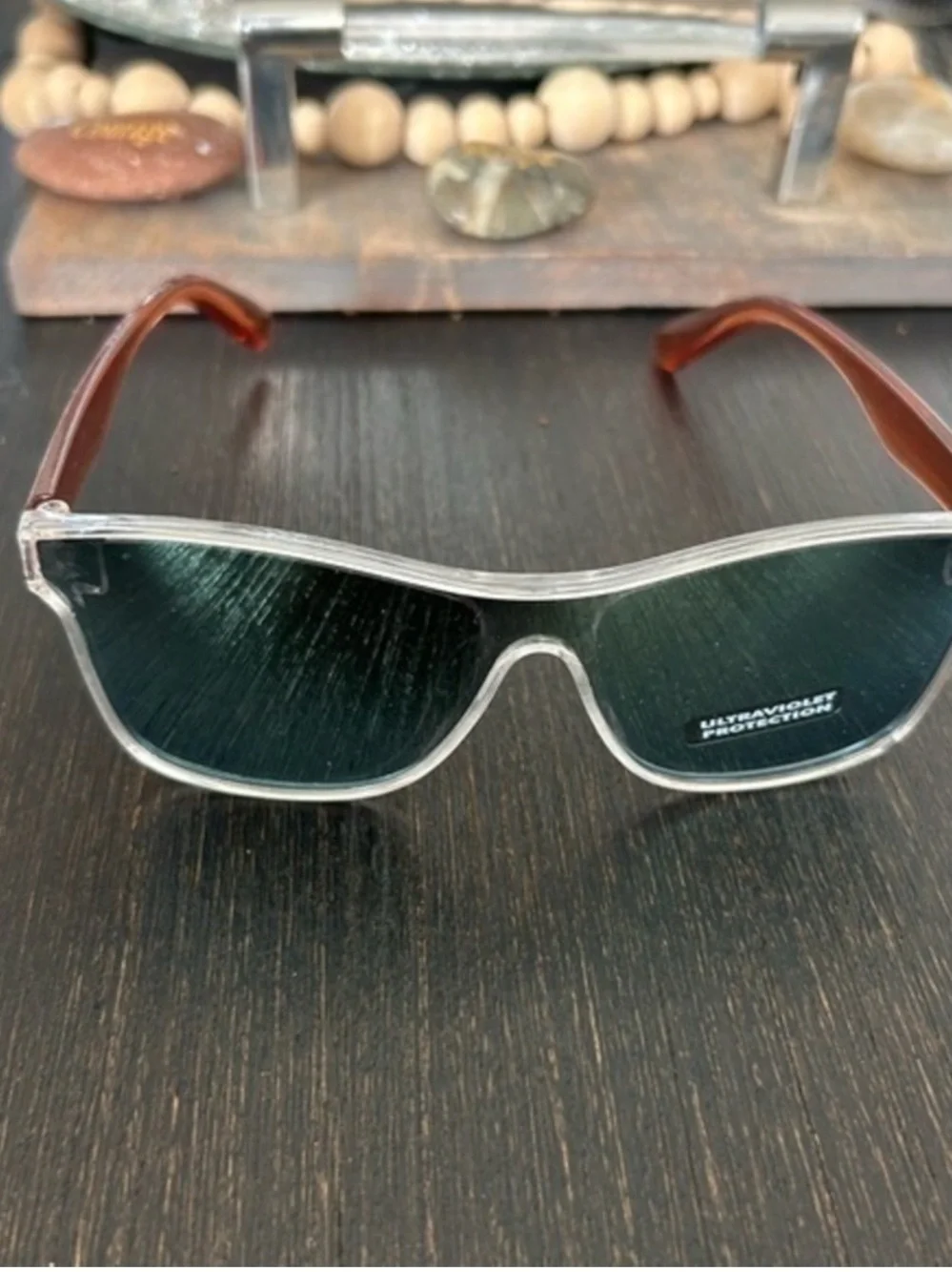 🌸 Mirrored Lens Fashion Sunglasses